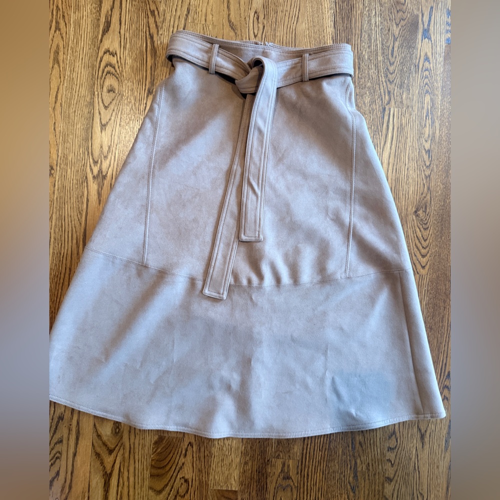 Ann Taylor Brown suede A line Skirt with tie waist size 00